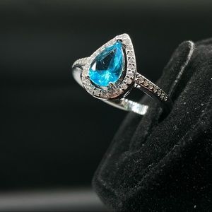 Beautiful Bright Blue White Diamond CZ‎ Pear Cut Halo Silver Plated Ring